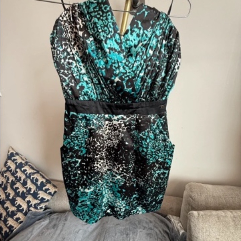 Guess Teal Black White Printed V-Neck Sleeveless Dress